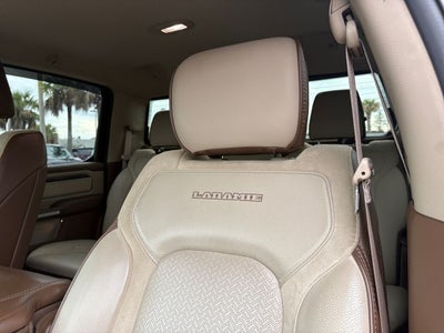 2019 RAM 1500 Laramie Crew Cab 4x4 5'7' Box