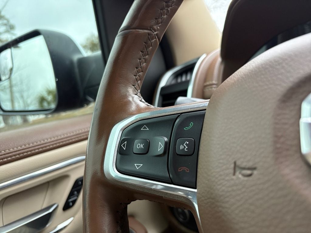 2019 RAM 1500 Laramie Crew Cab 4x4 5'7' Box