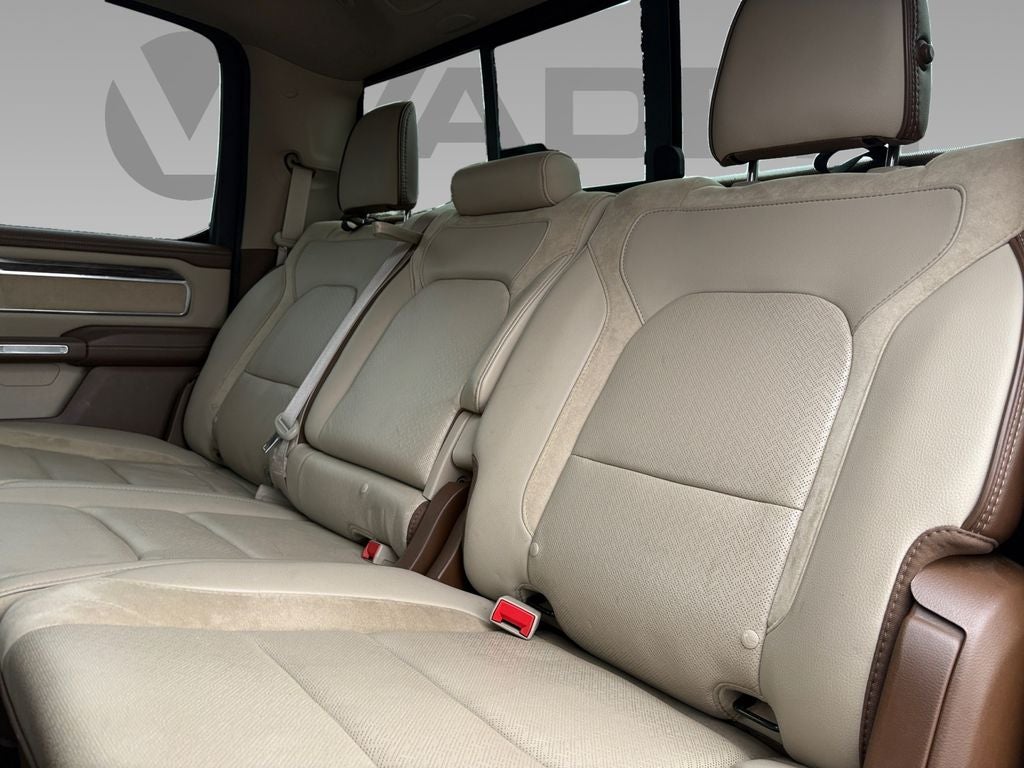 2019 RAM 1500 Laramie Crew Cab 4x4 5'7' Box