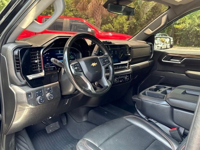 2023 Chevrolet Silverado 1500 4WD Crew Cab Standard Bed LT