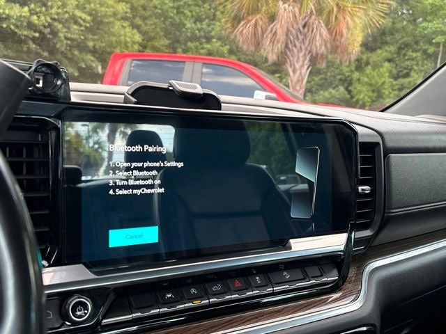 2023 Chevrolet Silverado 1500 4WD Crew Cab Standard Bed LT