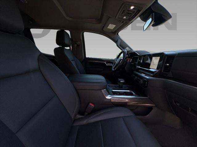 2023 Chevrolet Silverado 1500 4WD Crew Cab Short Bed LTZ