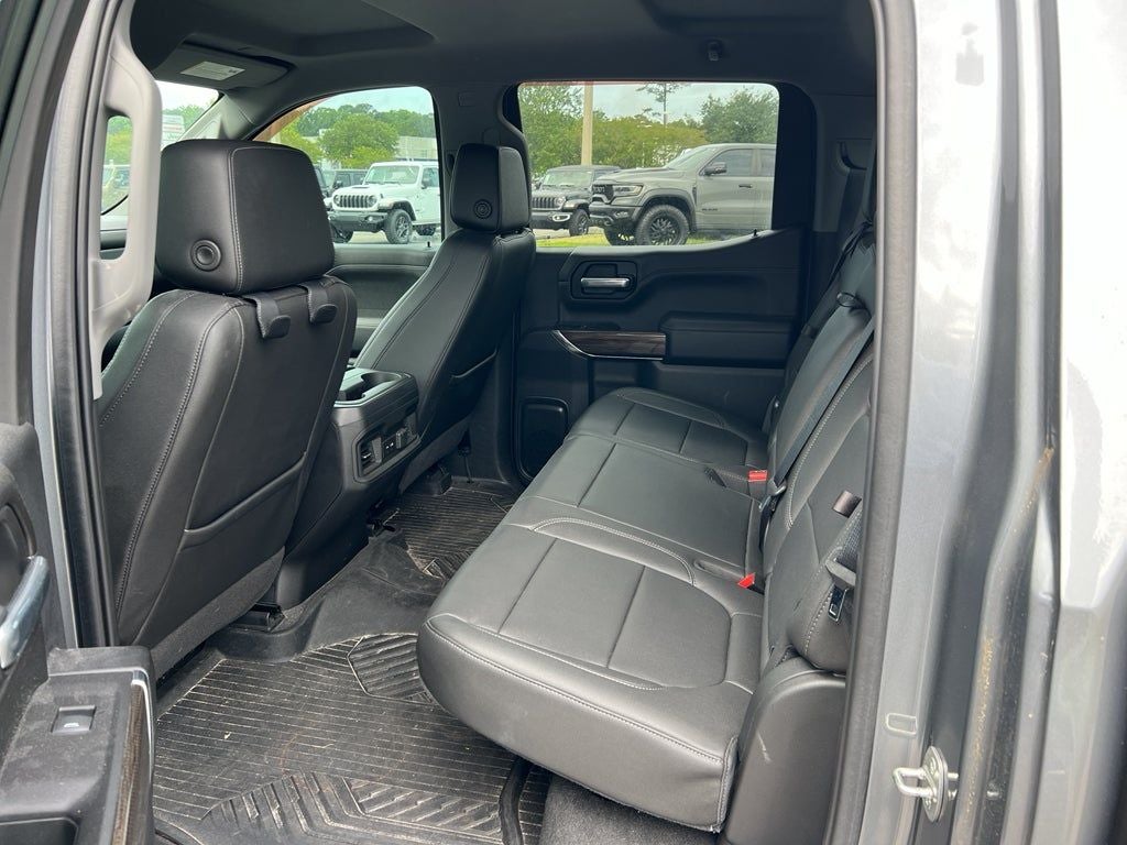 2021 Chevrolet Silverado 1500 4WD Crew Cab Short Bed RST