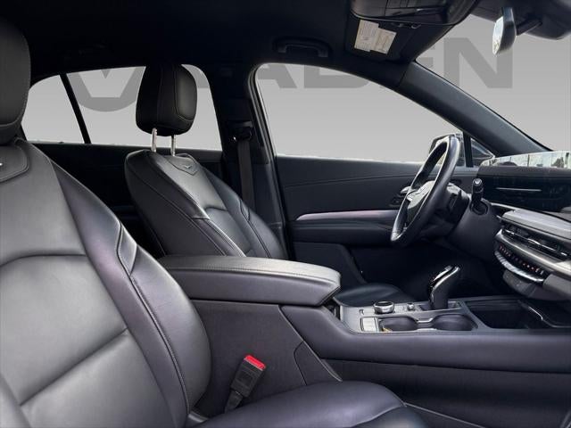 2024 Cadillac XT4 AWD Premium Luxury