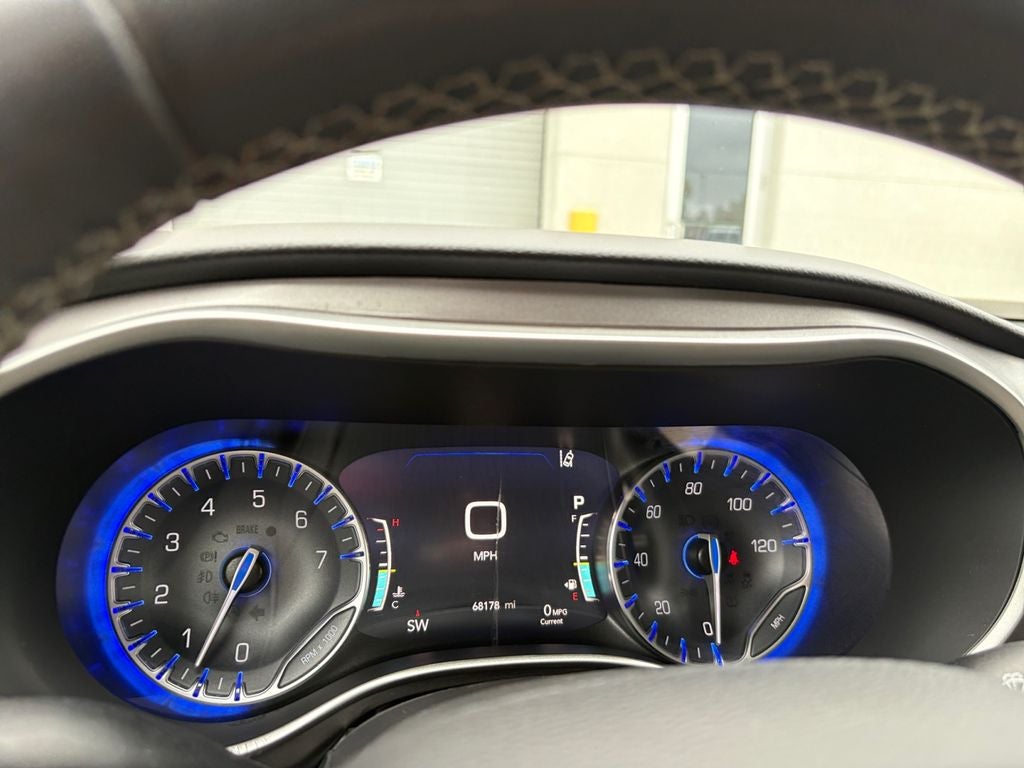 2022 Chrysler Pacifica Touring L