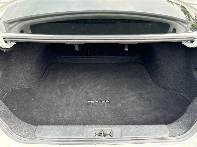 2022 Nissan Sentra SV Xtronic CVT