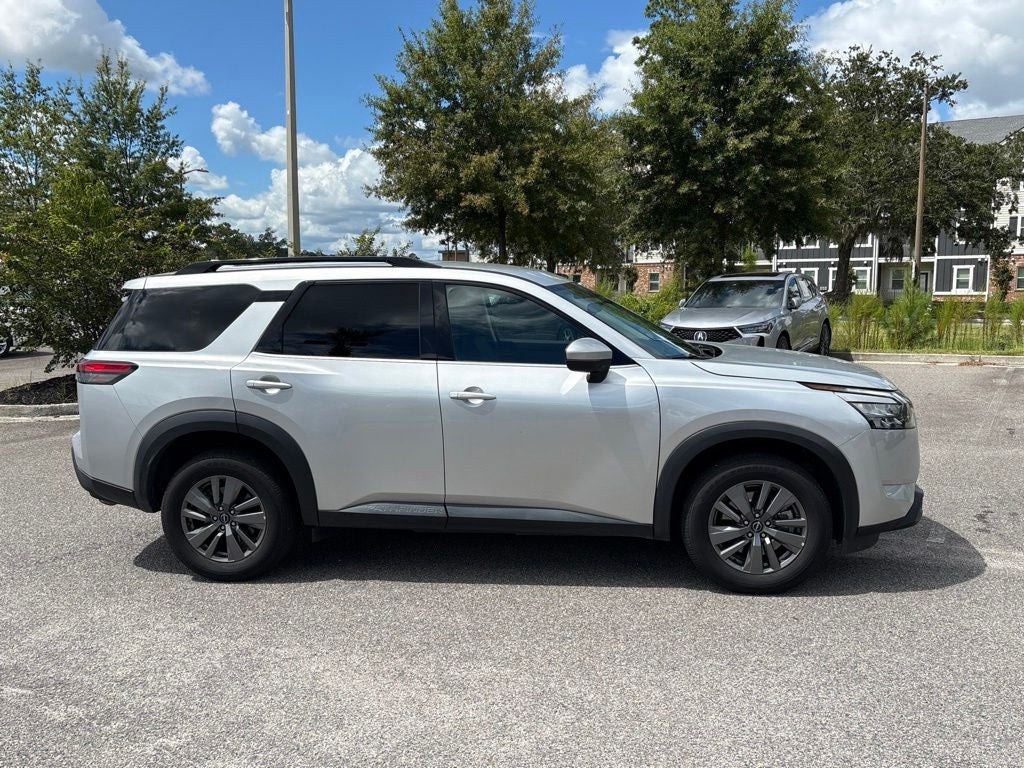 2025 Nissan Pathfinder SV 4WD