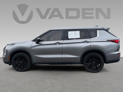 2023 Mitsubishi Outlander SE Black Edition 2WD