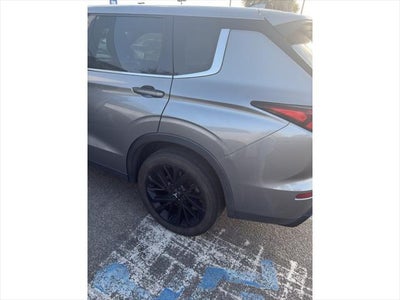 2023 Mitsubishi Outlander SE Black Edition 2WD