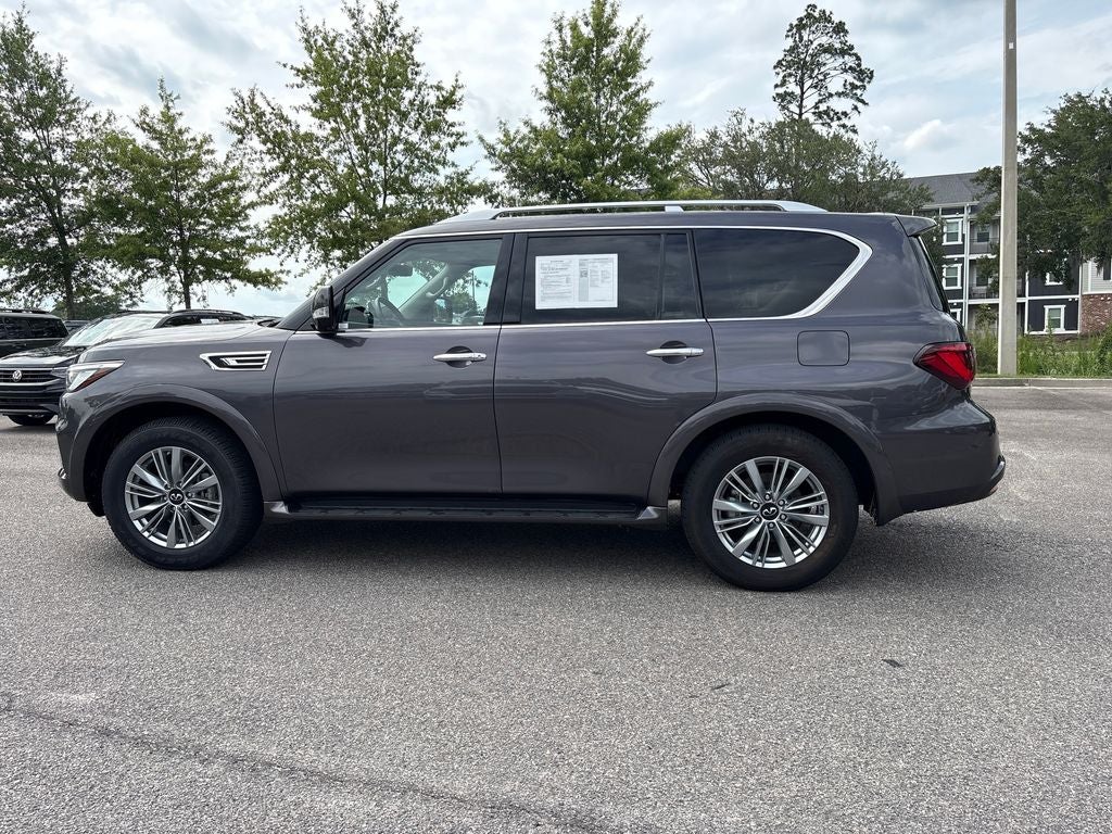2024 INFINITI QX80 LUXE