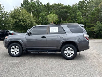 2022 Toyota 4Runner SR5