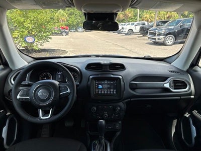 2019 Jeep Renegade Latitude FWD