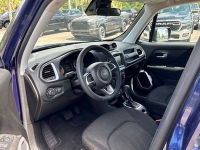 2019 Jeep Renegade Latitude FWD