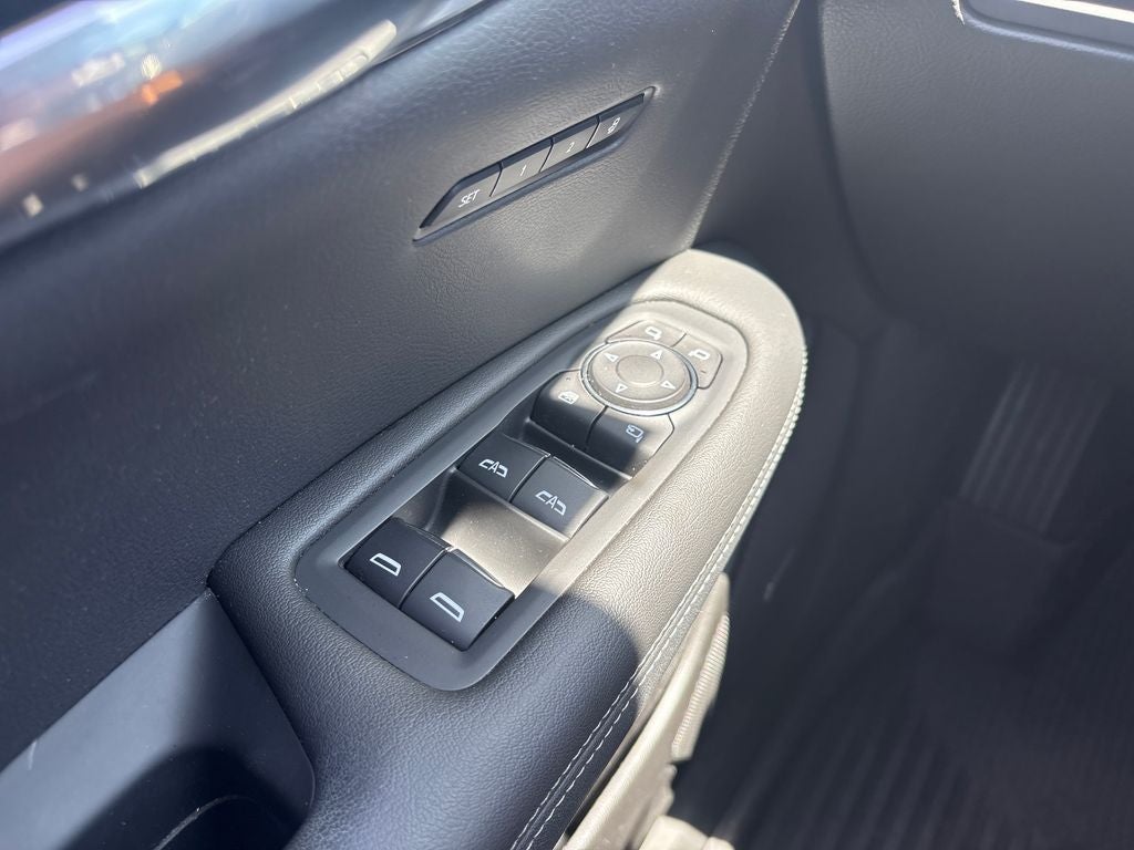 2023 Cadillac XT6 Luxury