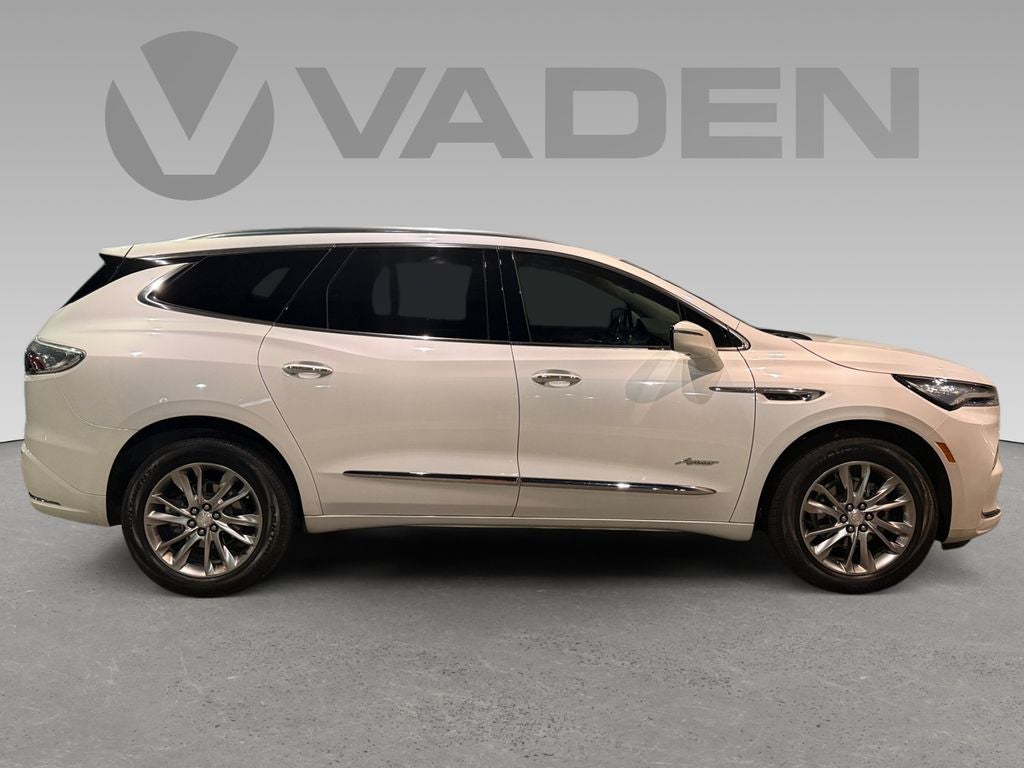 2022 Buick Enclave Avenir