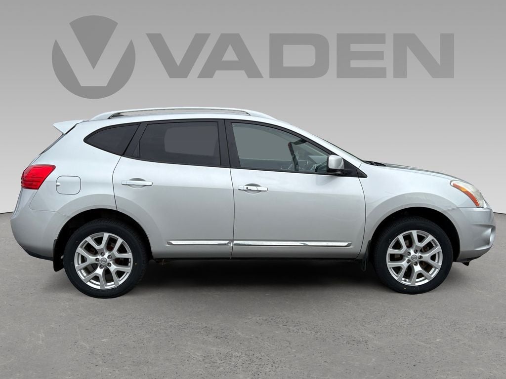 2011 Nissan Rogue SV