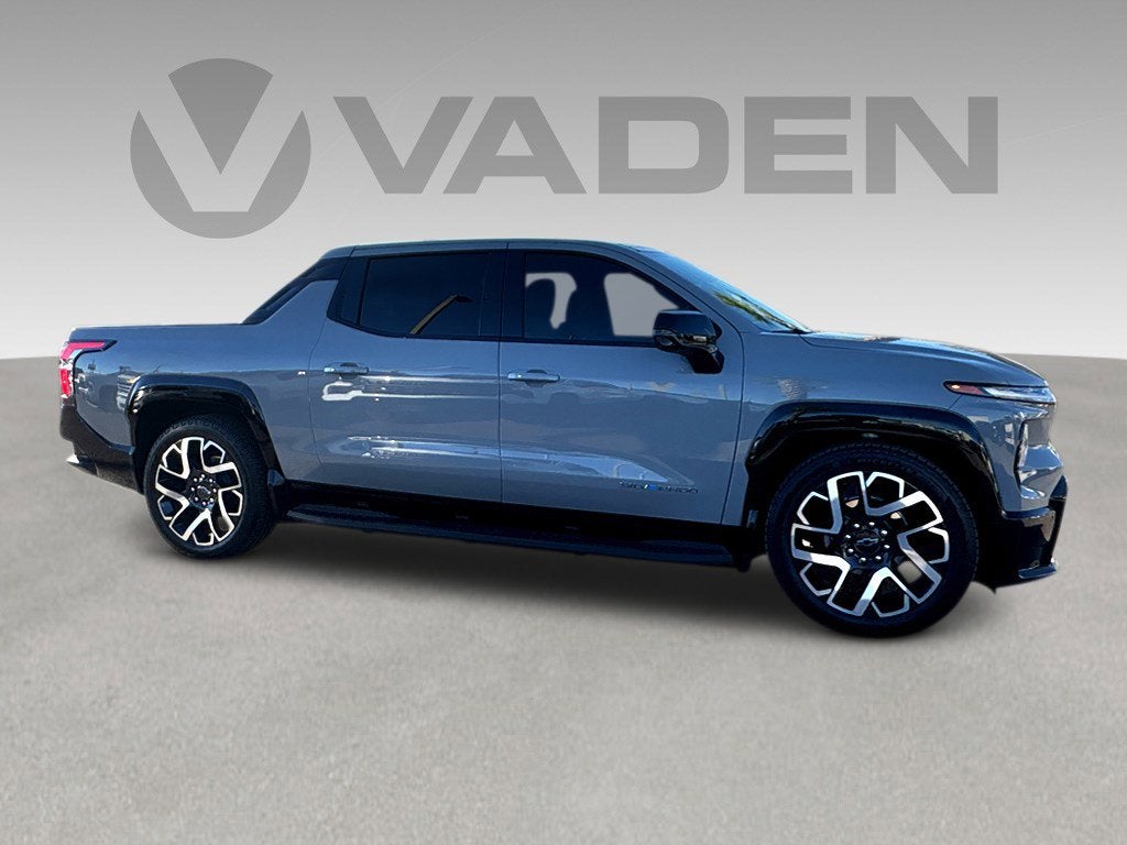 2025 Chevrolet Silverado EV RST - Extended Range