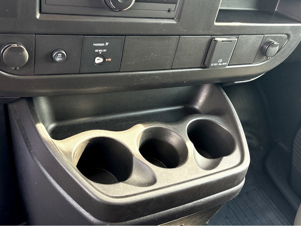 2024 Chevrolet Express Cargo 2500 WT