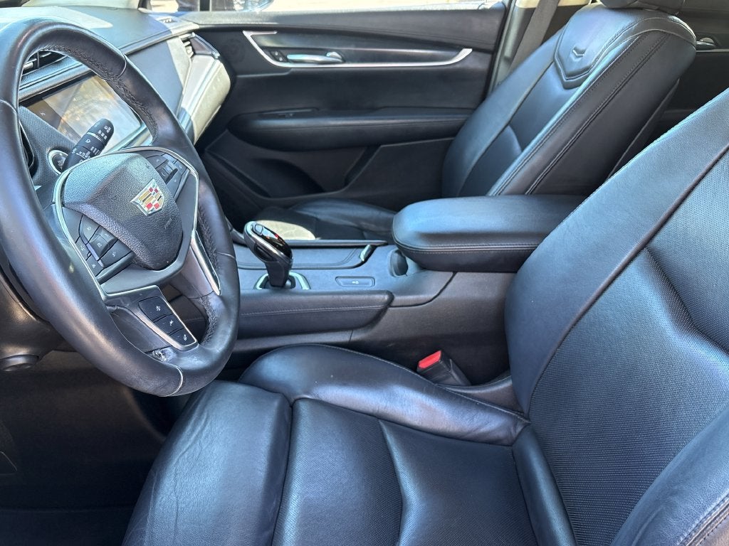 2017 Cadillac XT5 Luxury FWD