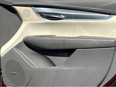 2017 Cadillac XT5 Luxury FWD