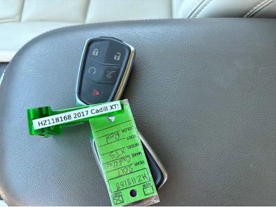 2017 Cadillac XT5 Luxury FWD