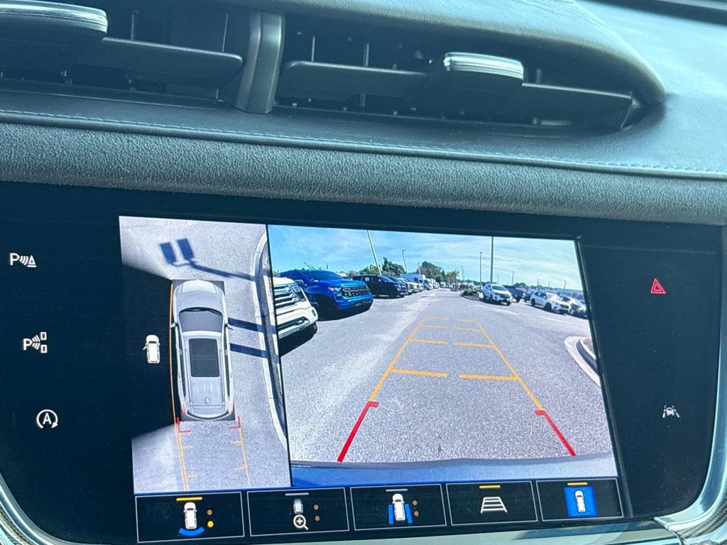 2023 Cadillac XT6 Premium Luxury
