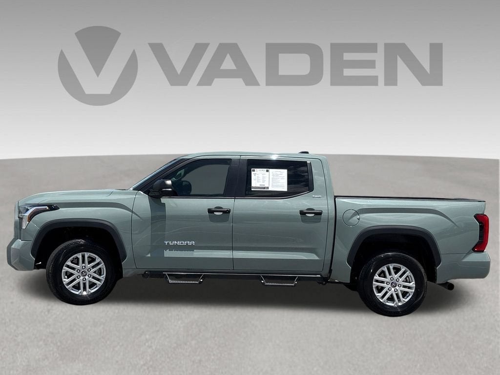2024 Toyota Tundra 4WD SR5