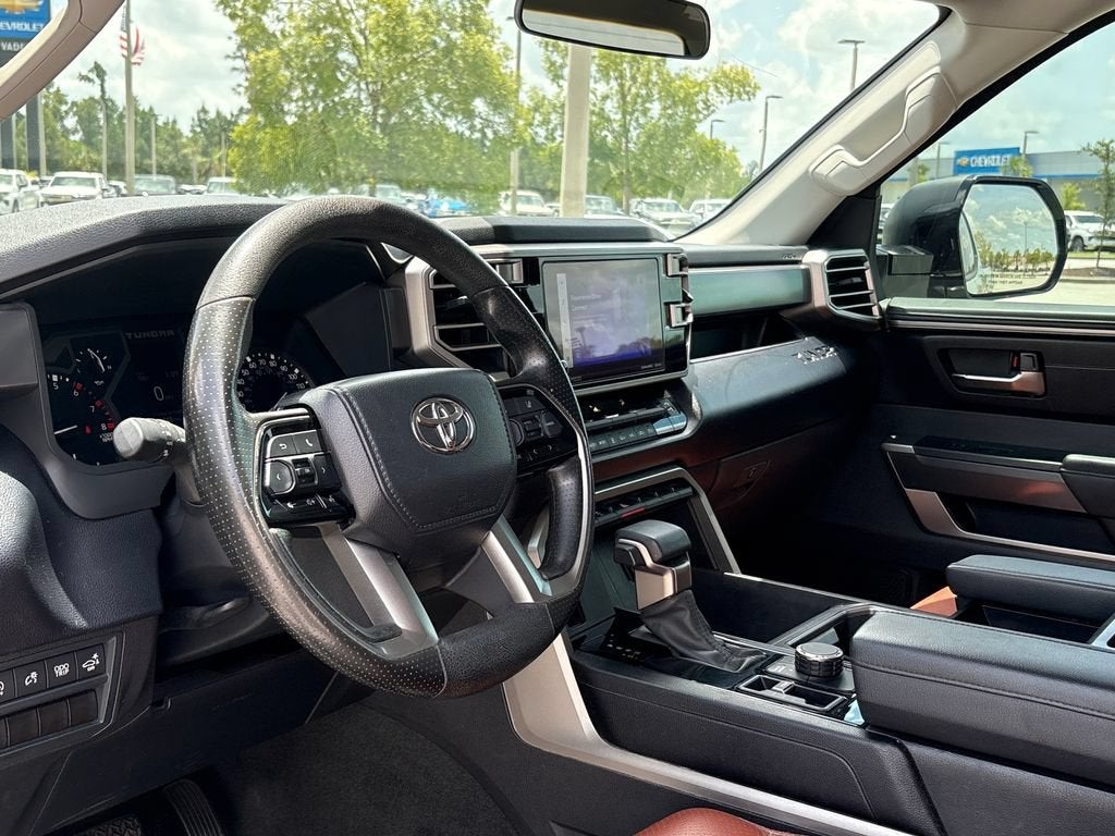 2024 Toyota Tundra 4WD SR5