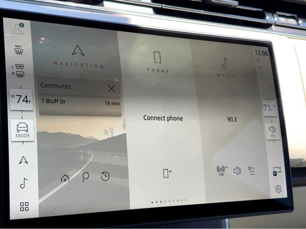 2025 Land Rover Range Rover SE