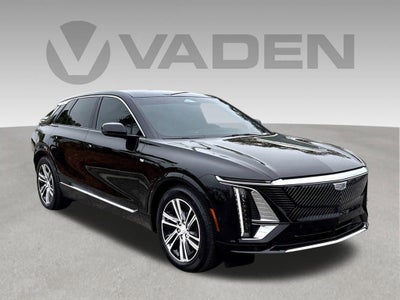 2025 Cadillac LYRIQ Luxury 2