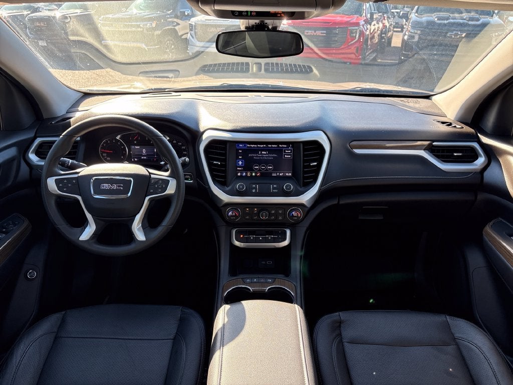 2022 GMC Acadia Base