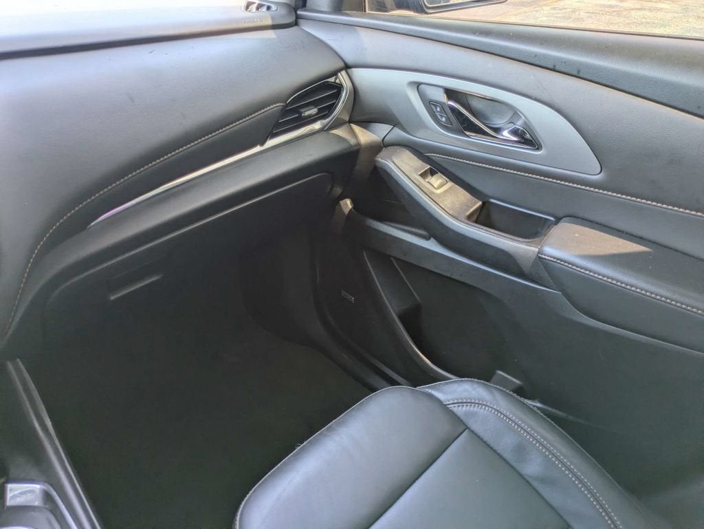 2020 Chevrolet Traverse Base