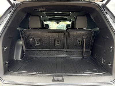 2023 Chevrolet Traverse Base