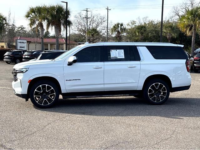 2023 Chevrolet Suburban LT