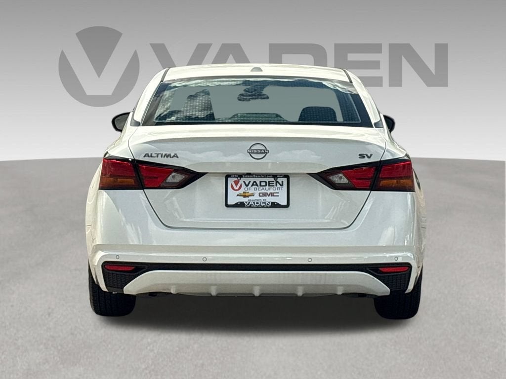 2024 Nissan Altima Base