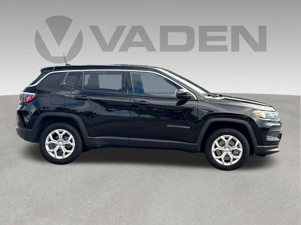 2024 Jeep Compass Base