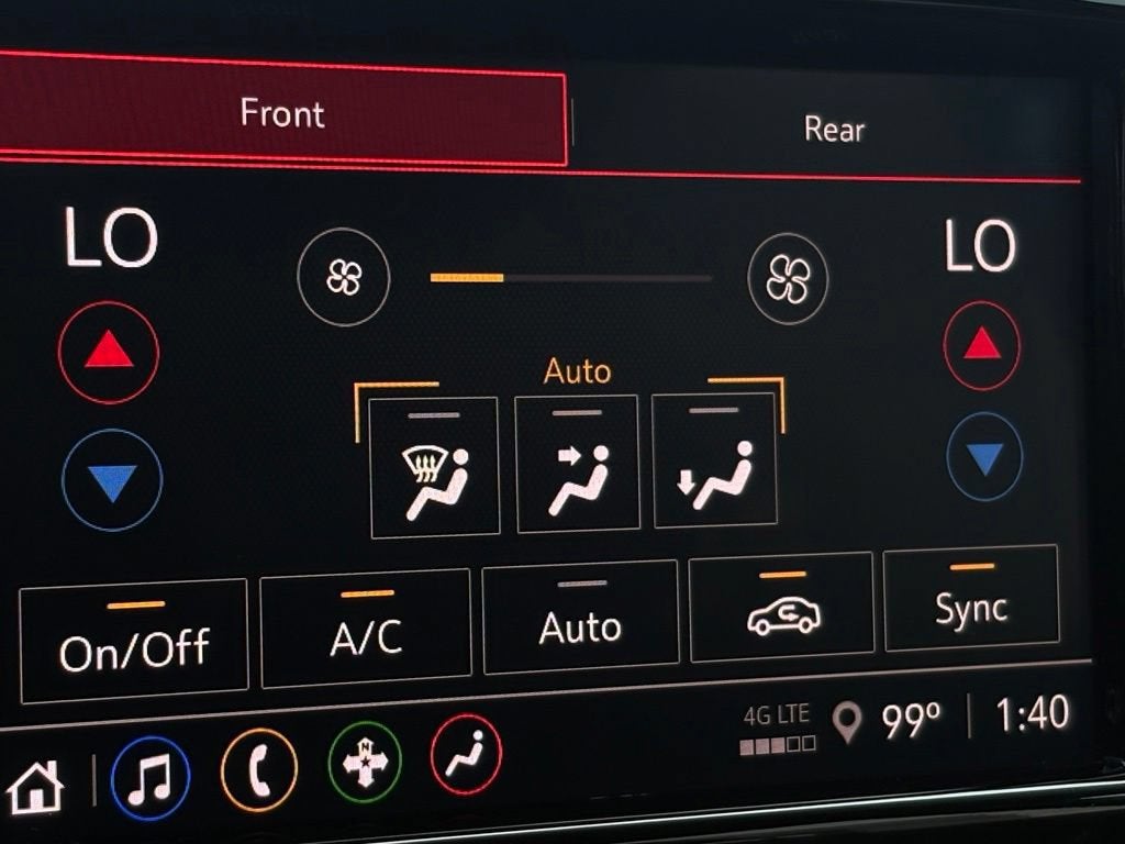 2023 Chevrolet Traverse Base