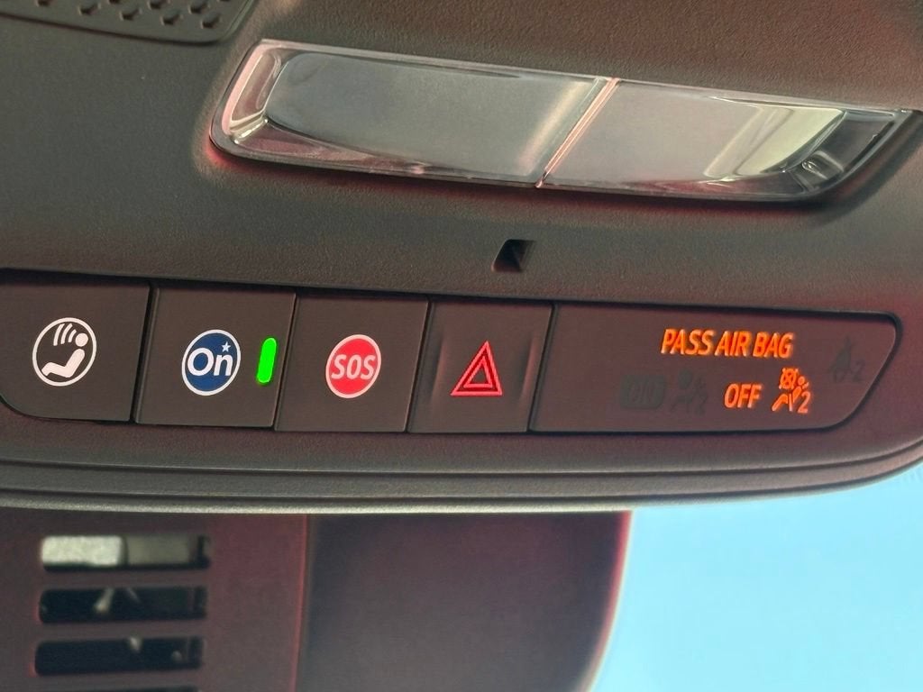 2026 Chevrolet Traverse Base