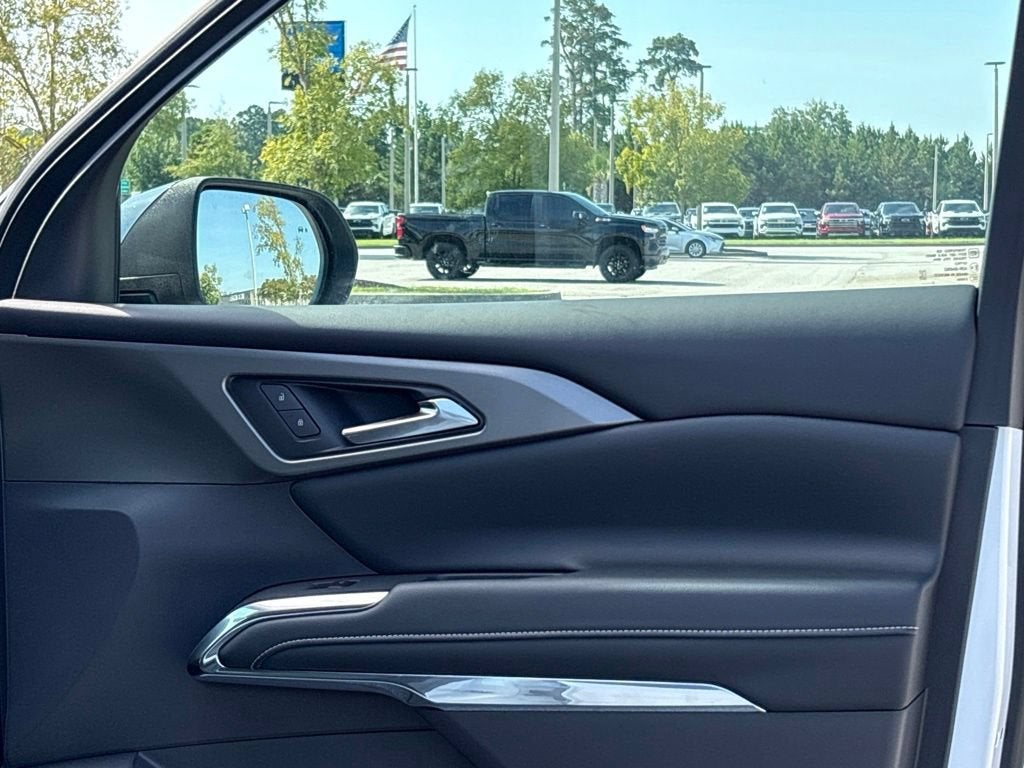 2026 Chevrolet Traverse Base