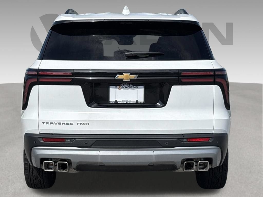 2026 Chevrolet Traverse Base