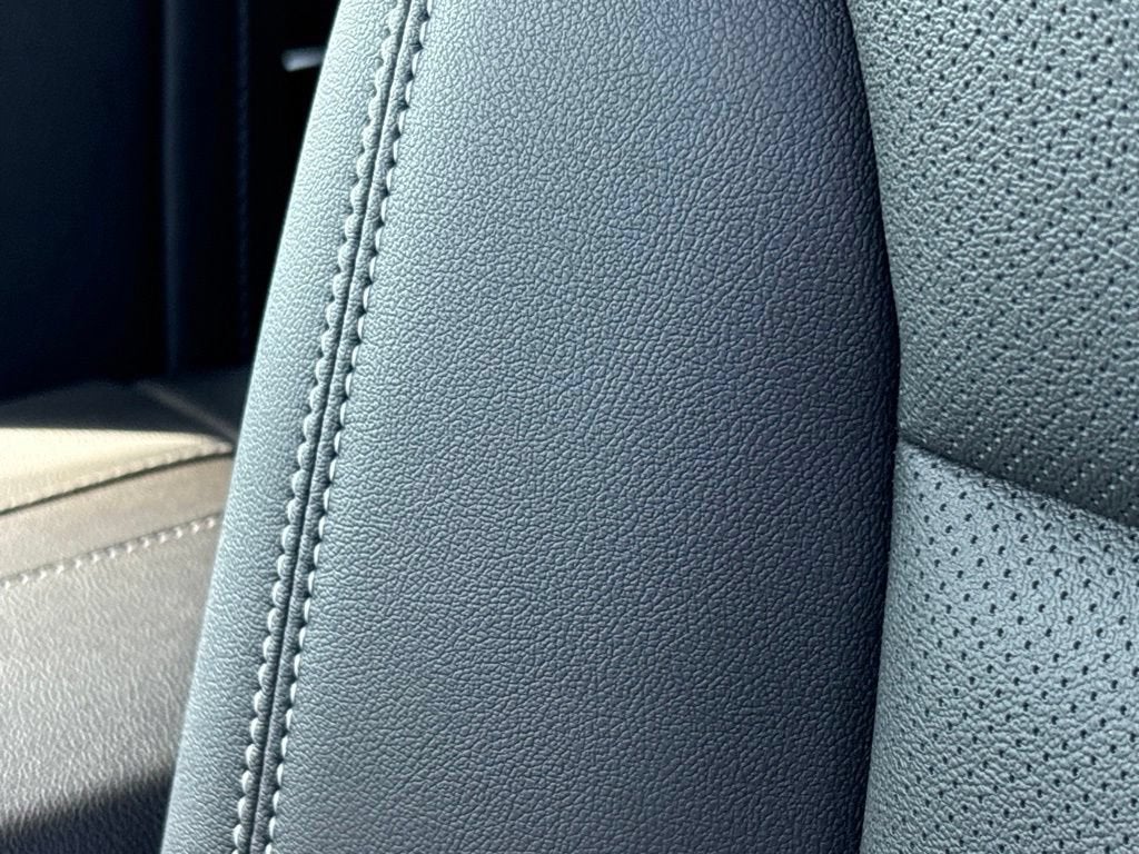 2026 Chevrolet Traverse Base