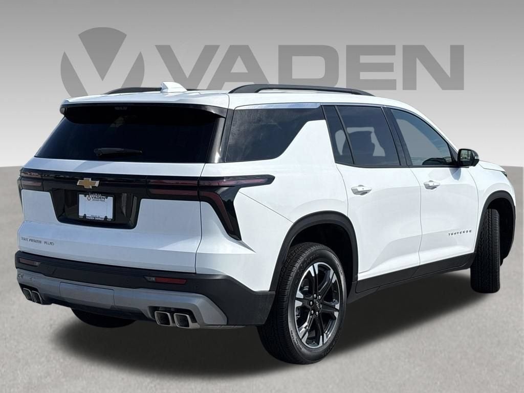 2026 Chevrolet Traverse Base