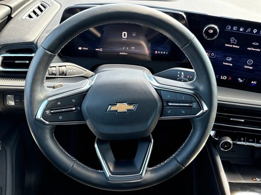 2026 Chevrolet Traverse Base