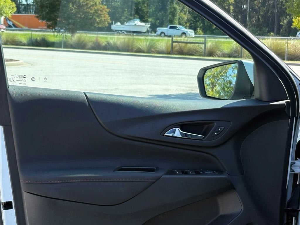 2022 Chevrolet Equinox Base