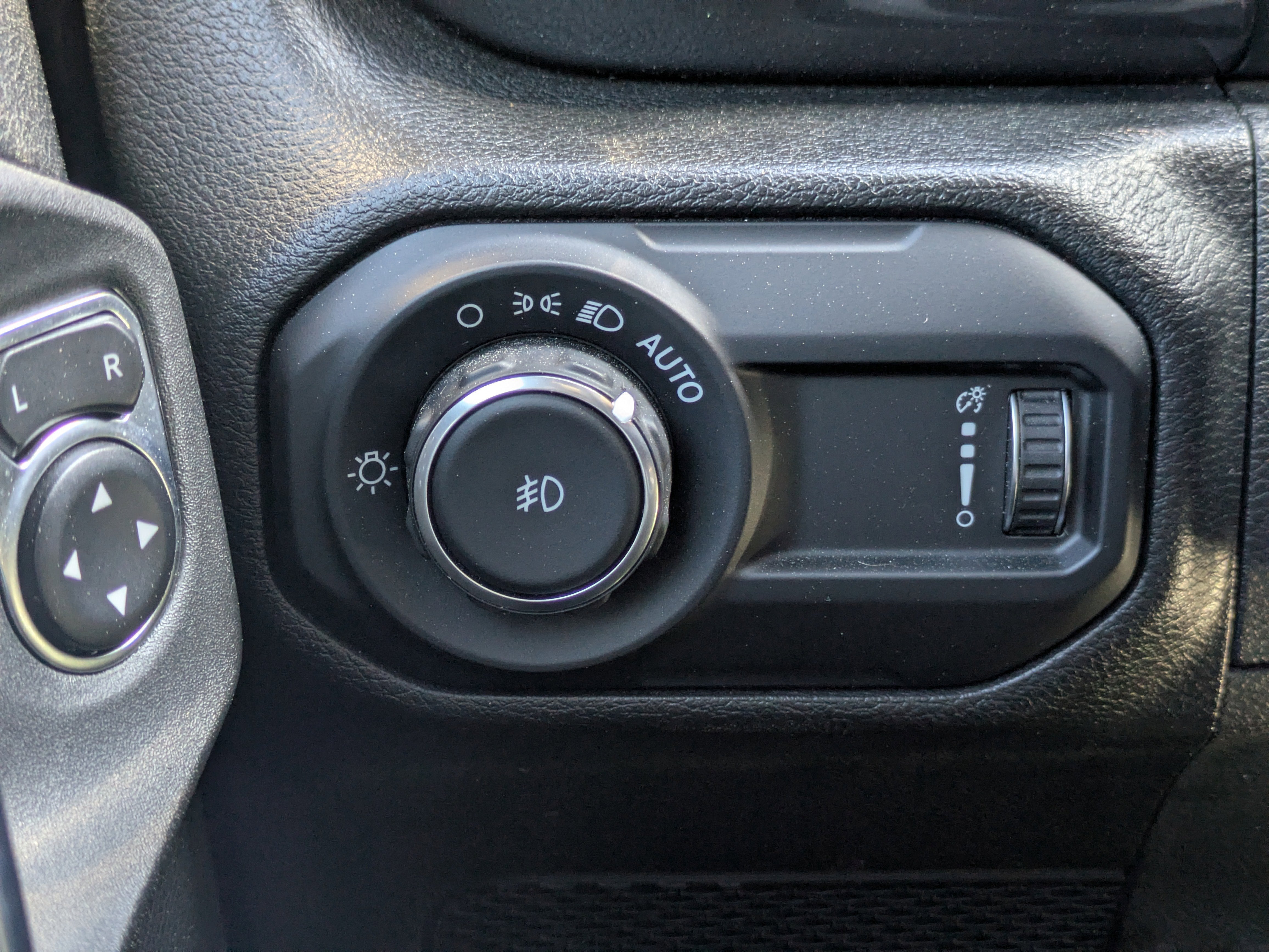 2023 Jeep Wrangler Sport Altitude