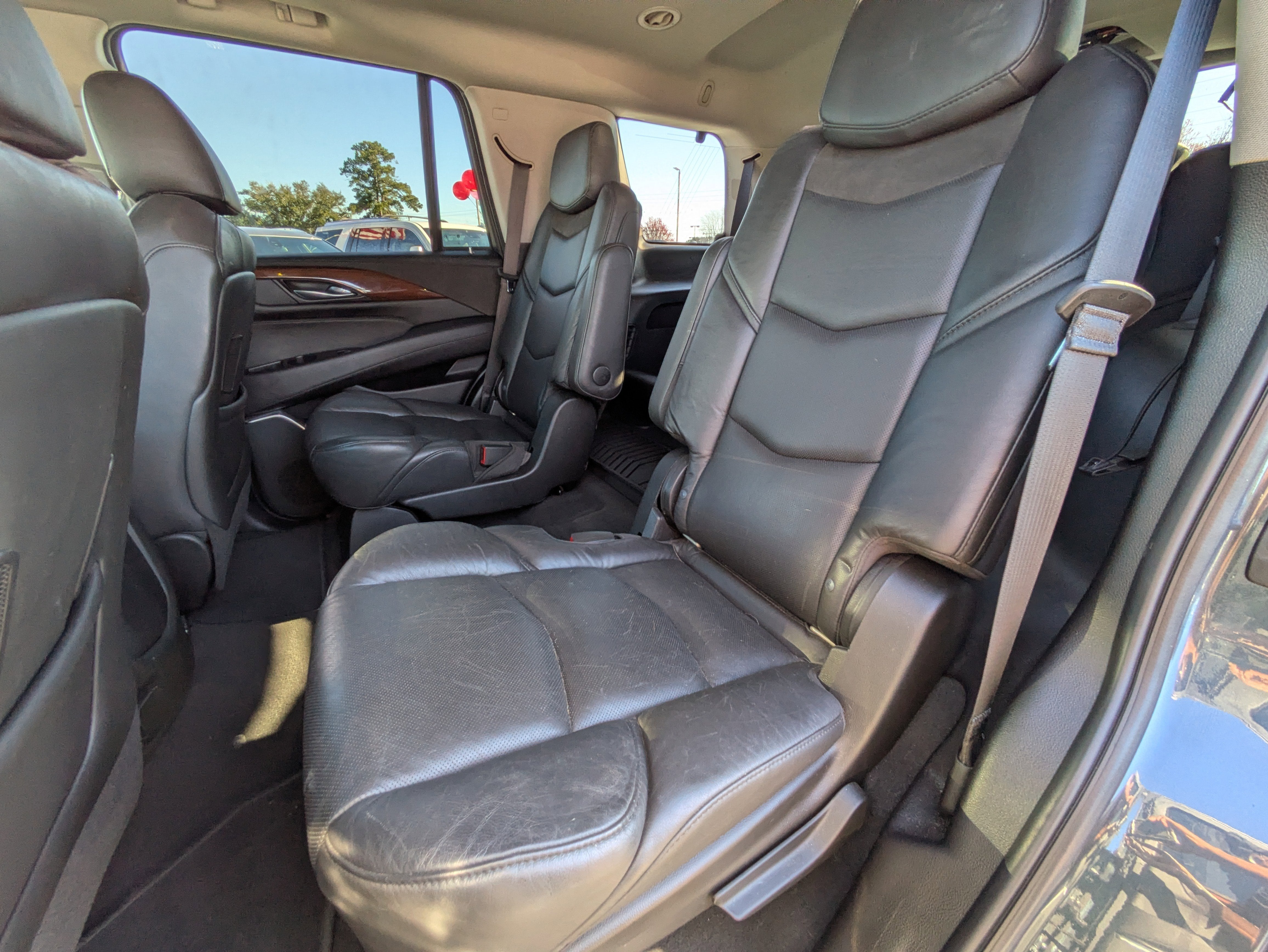 2019 Cadillac Escalade Luxury