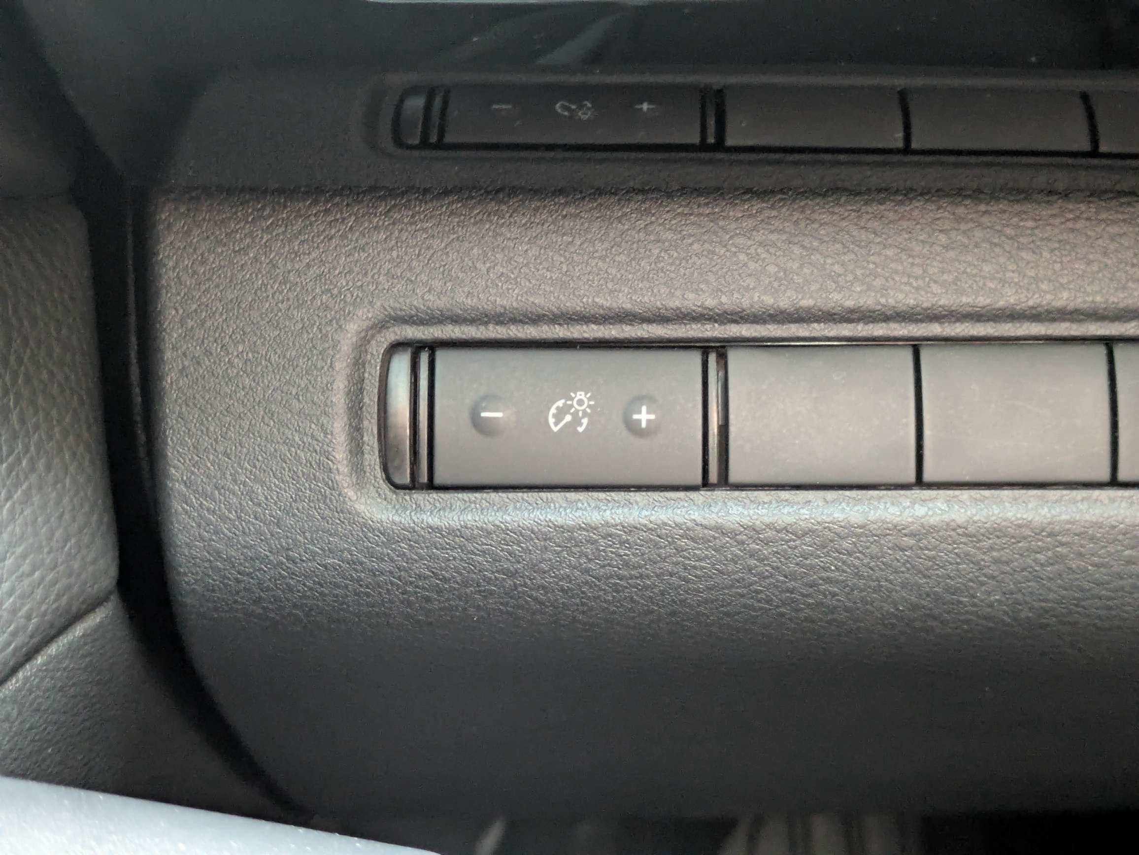 2024 Nissan Pathfinder S 4WD