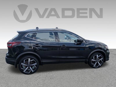 2022 Nissan Rogue Sport SL FWD Xtronic CVT