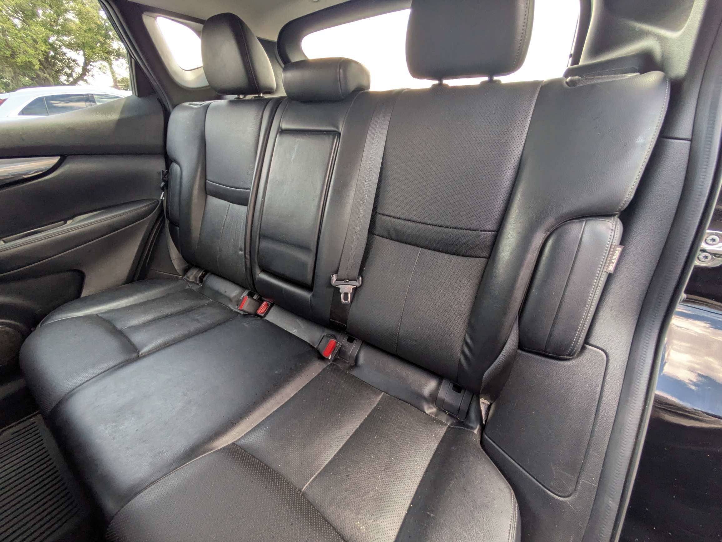 2022 Nissan Rogue Sport SL FWD Xtronic CVT