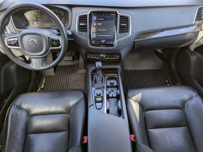 2018 Volvo XC90 T5 Momentum